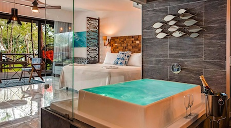 MIA Bacalar Luxury Resort & Suites 