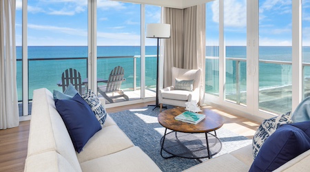 Jupiter Beach Resort & Spa